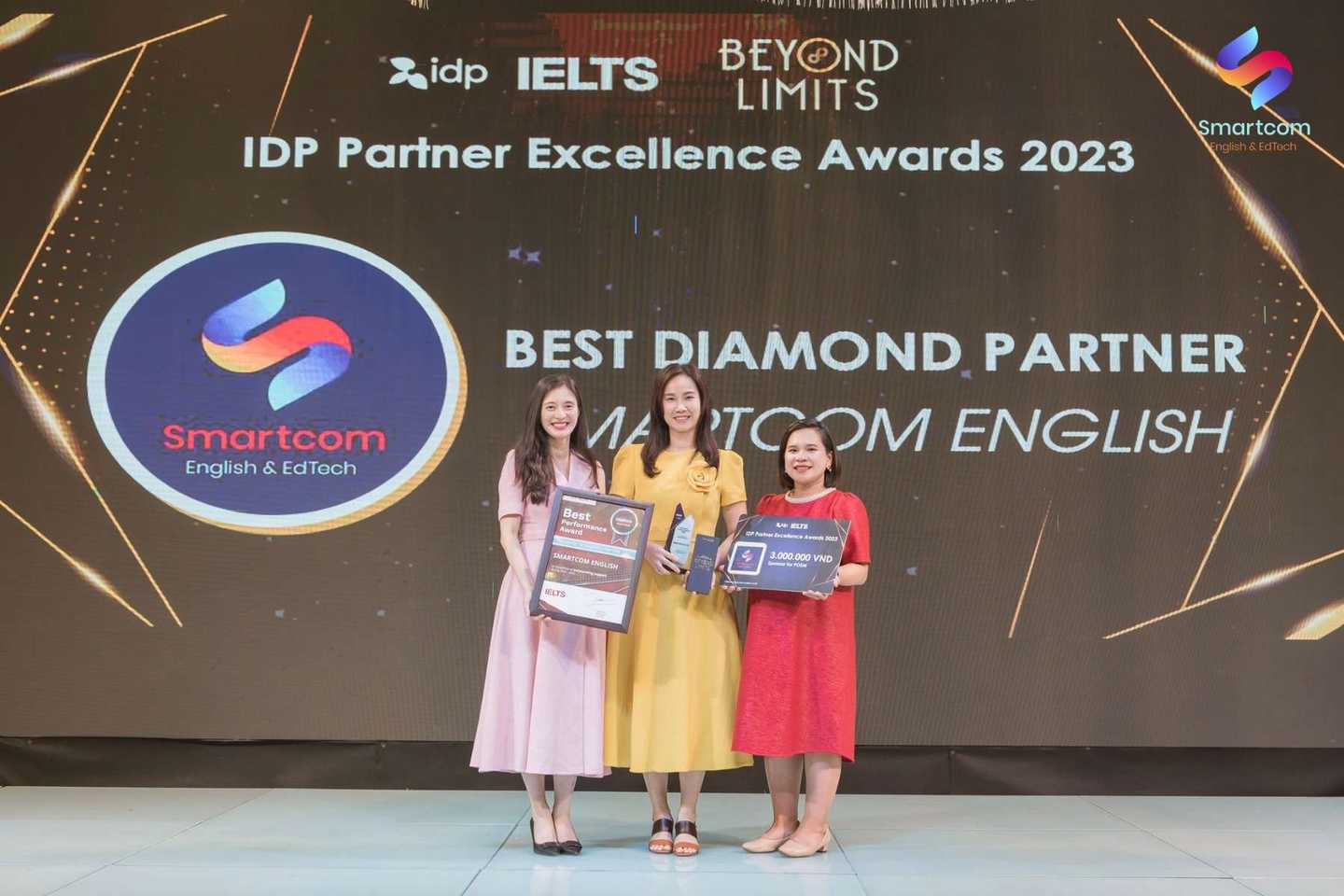 smartcom-doi-tac-kim-cuong-cua-idp