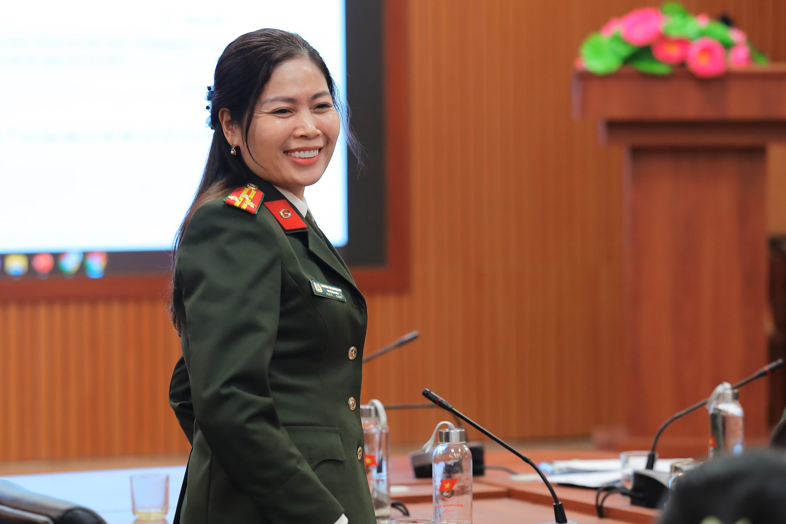 thuong-ta-nguyen-thi-quynh-anh